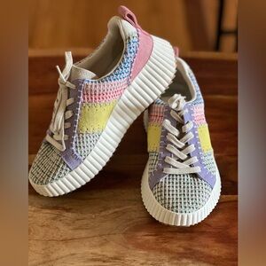 Dolce Vita
Dolley Sneaker (Women)